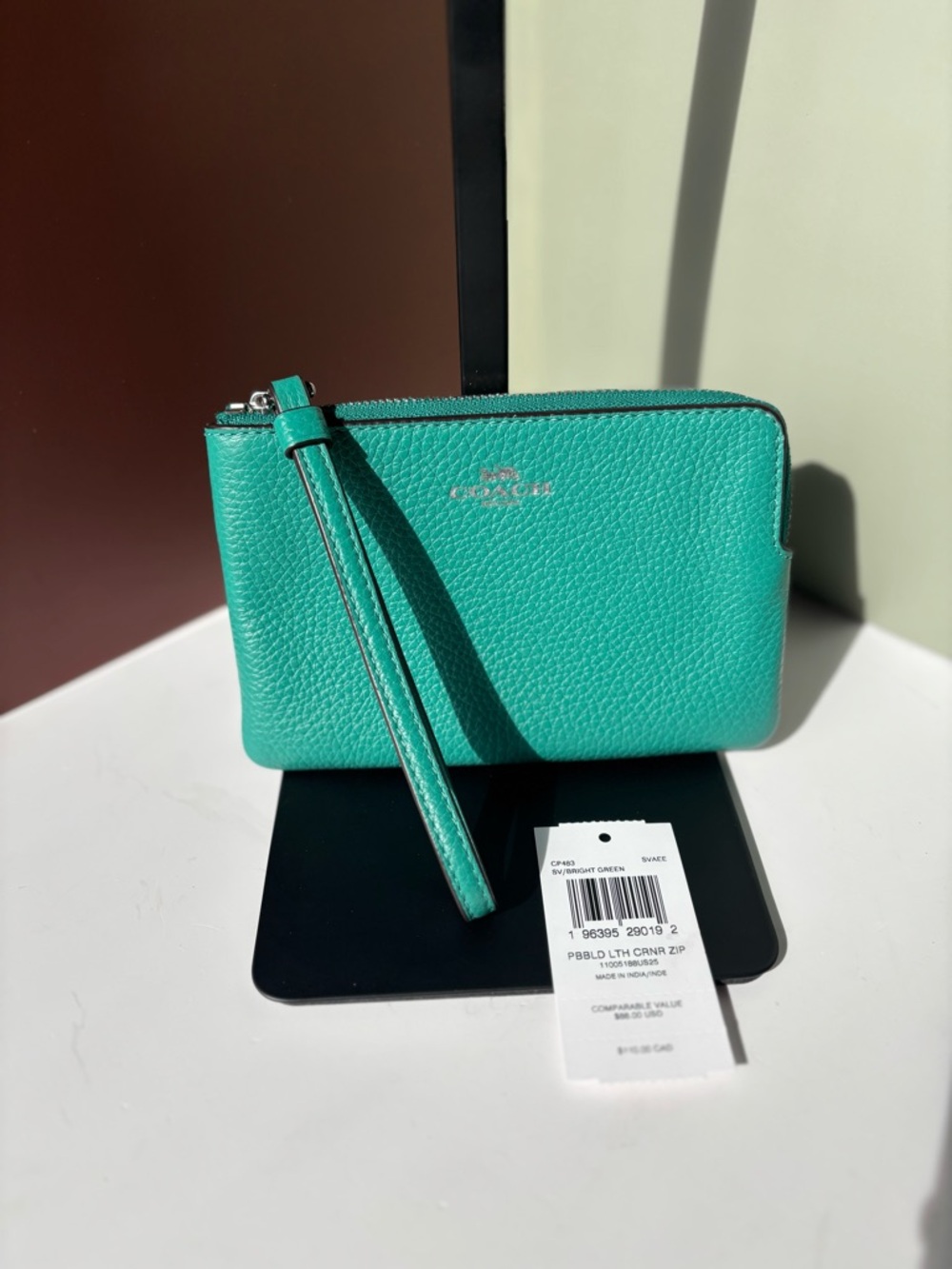 COACH Turquoise/Green Pebbled Leather Wristlet with Strap NWT